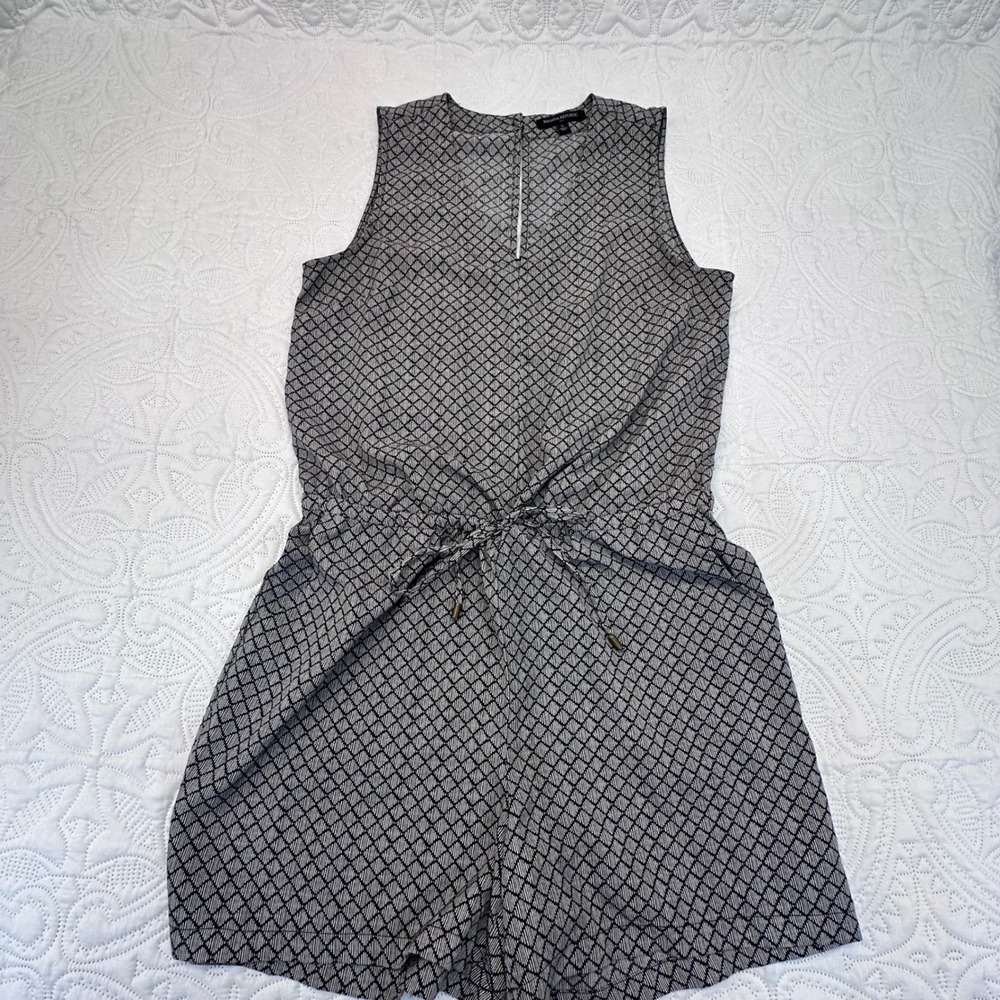 Banana Republic Sleeveless Romper Black White Geometric Diamond Print Pockets S